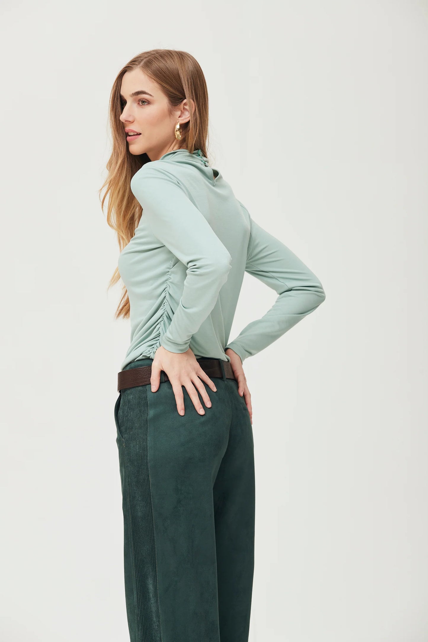 Camiseta OKY punto bambú modelo CUZIA