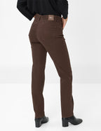 Pantalón BRAX FEEL GOOD marrón oscuro STYLE MARY