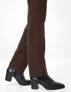 Pantalón BRAX FEEL GOOD marrón oscuro STYLE MARY