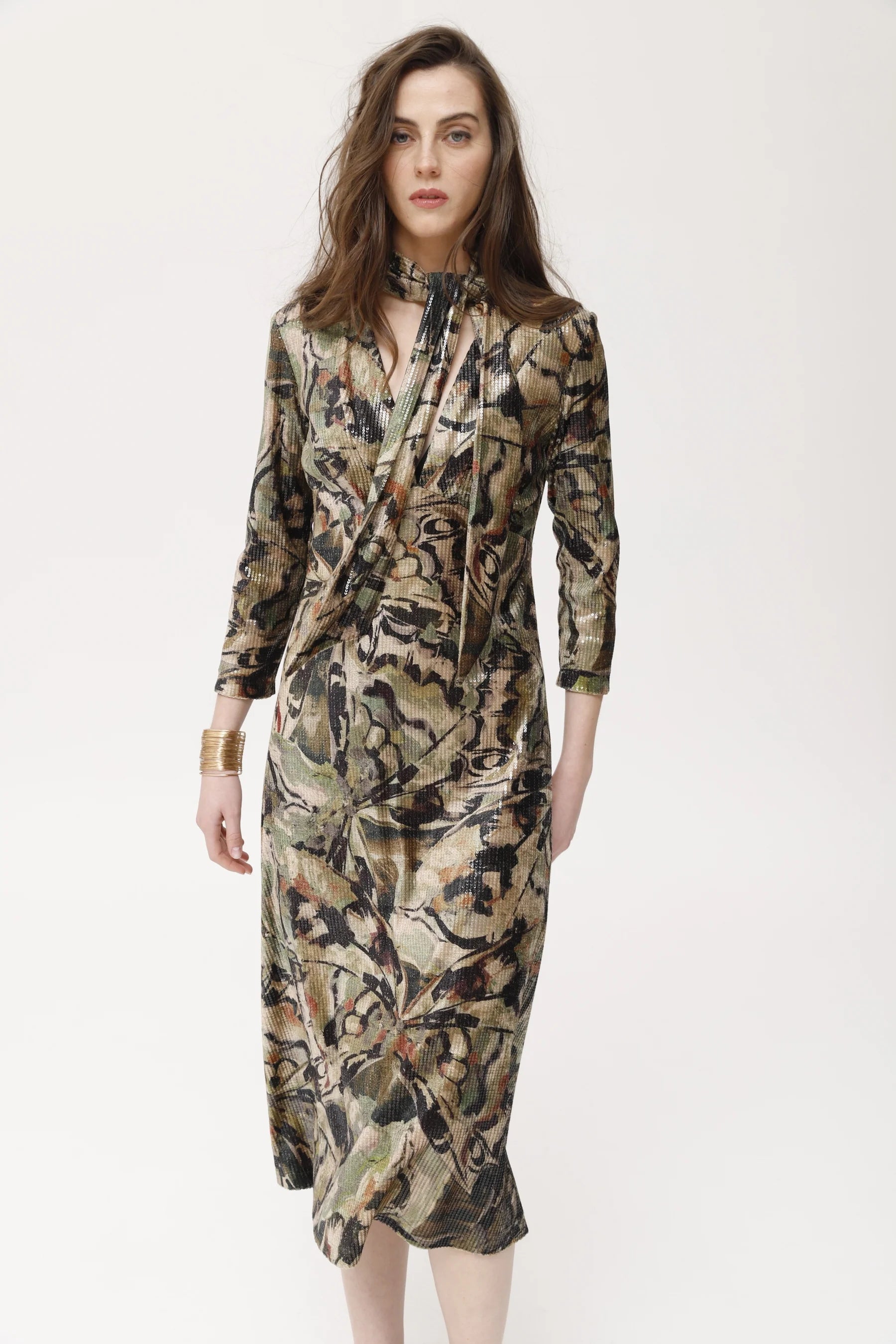 Vestido OKY en terciopelo modelo MINK