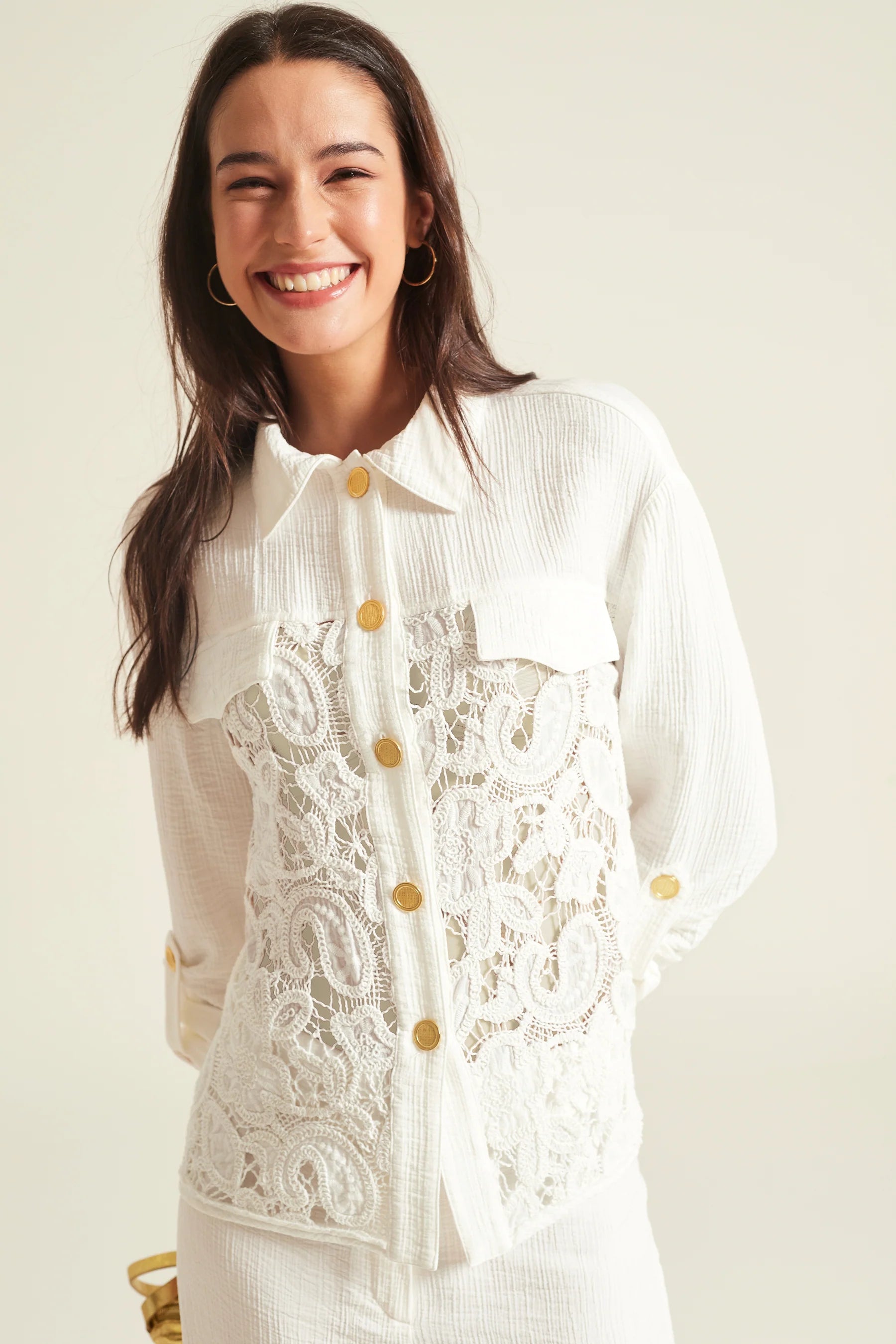 Camisa OKY modelo LECAN