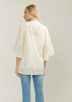 Blusa ALBA CONDE crudo bordado troquelado