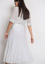 Blusa ALBA CONDE blanca con topitos negros