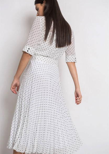 Blusa ALBA CONDE blanca con topitos negros