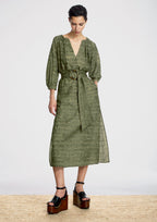 Vestido ALBA CONDE midi color kaki bordado letras