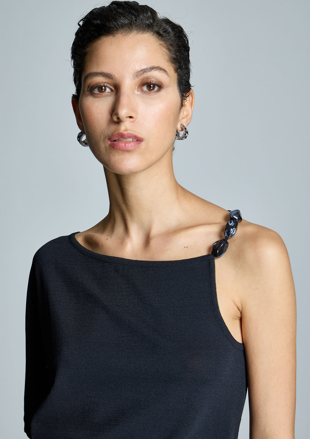 Jersey ALBA CONDE asimétrica color negro