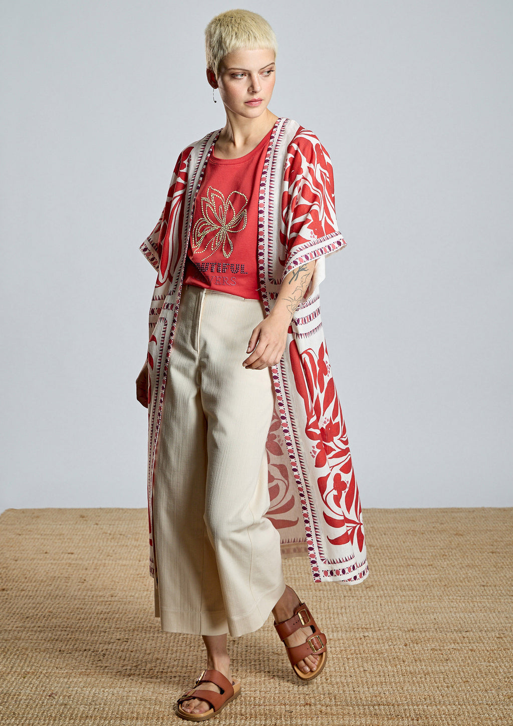 Kimono ALBA CONDE estampado étnico rojo