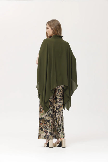 Capa OKY en gasa color musgo