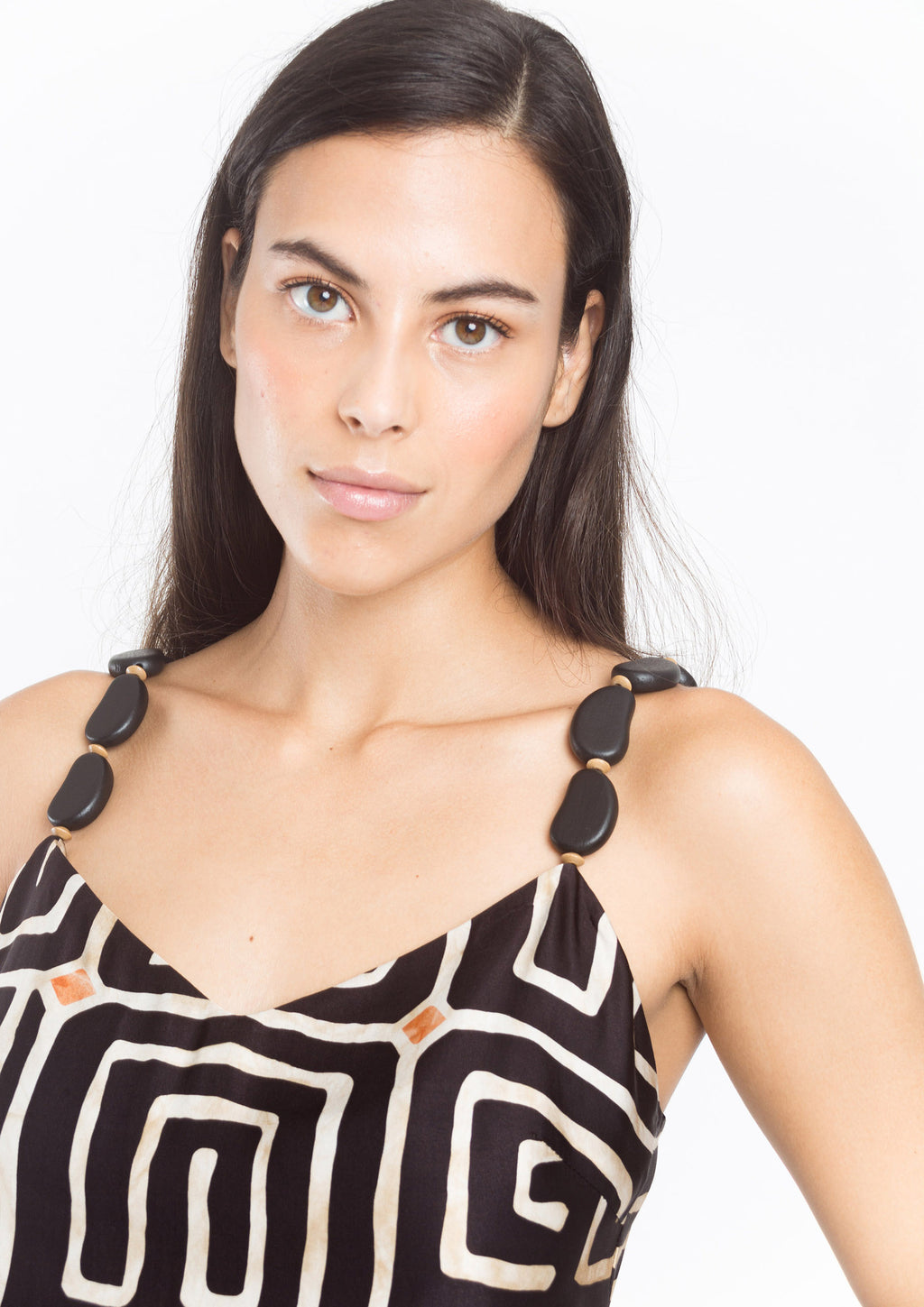 Top ALBA CONDE estampado étnico y tirante de fantasía