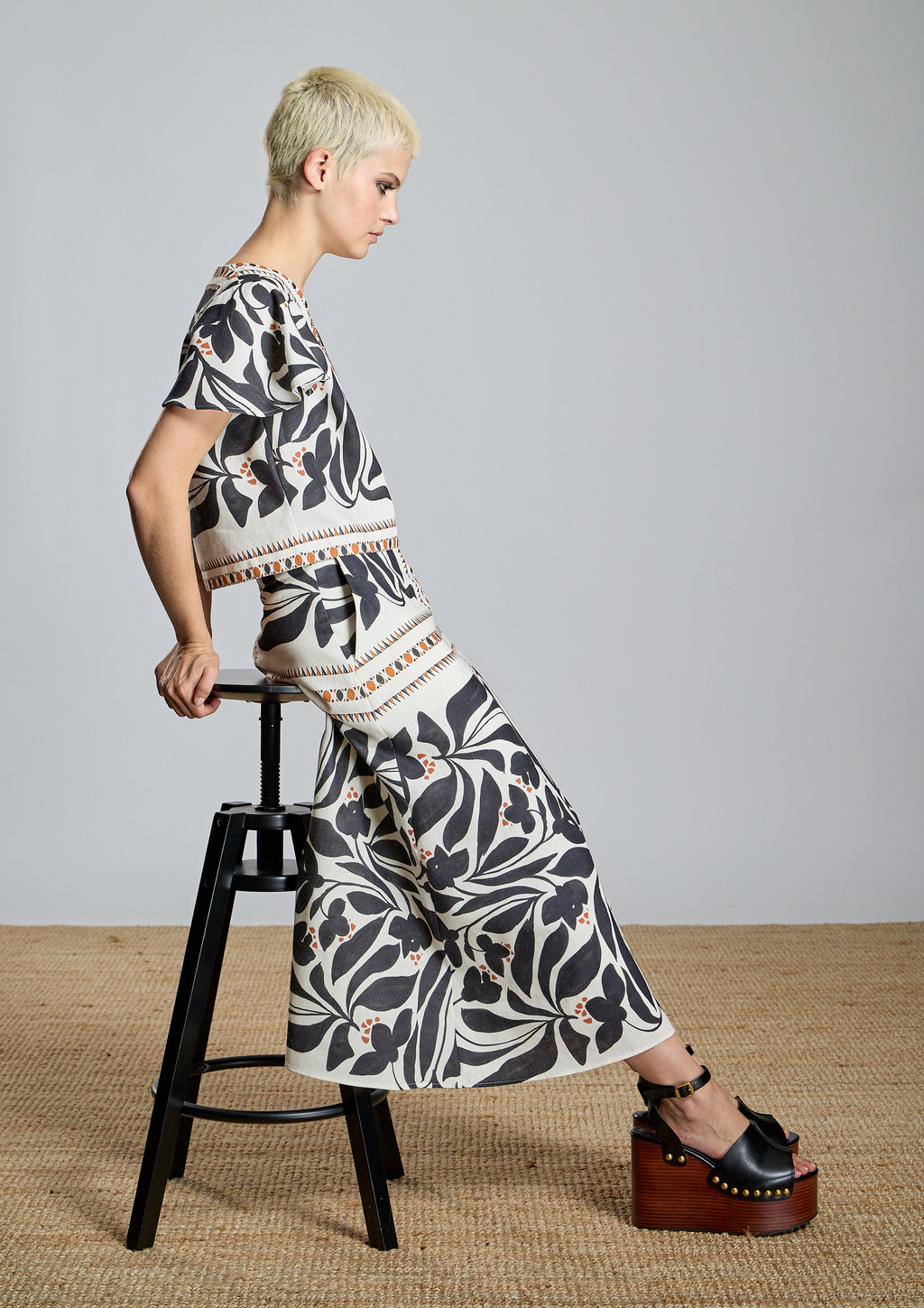 Blusa ALBA CONDE corta étnica