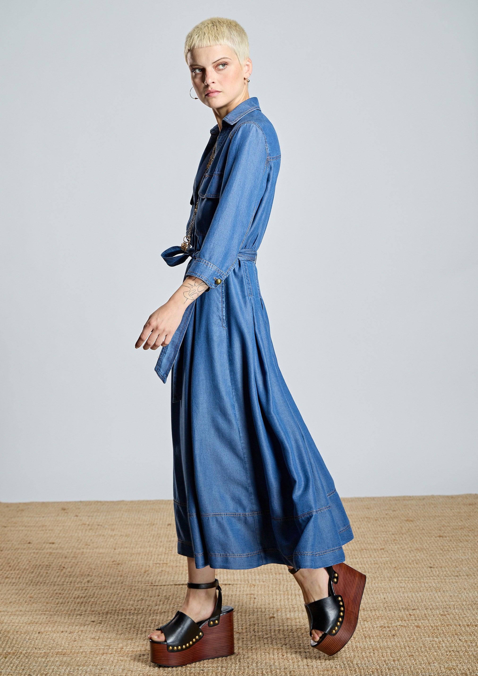 Vestido ALBA CONDE camisero de tencel