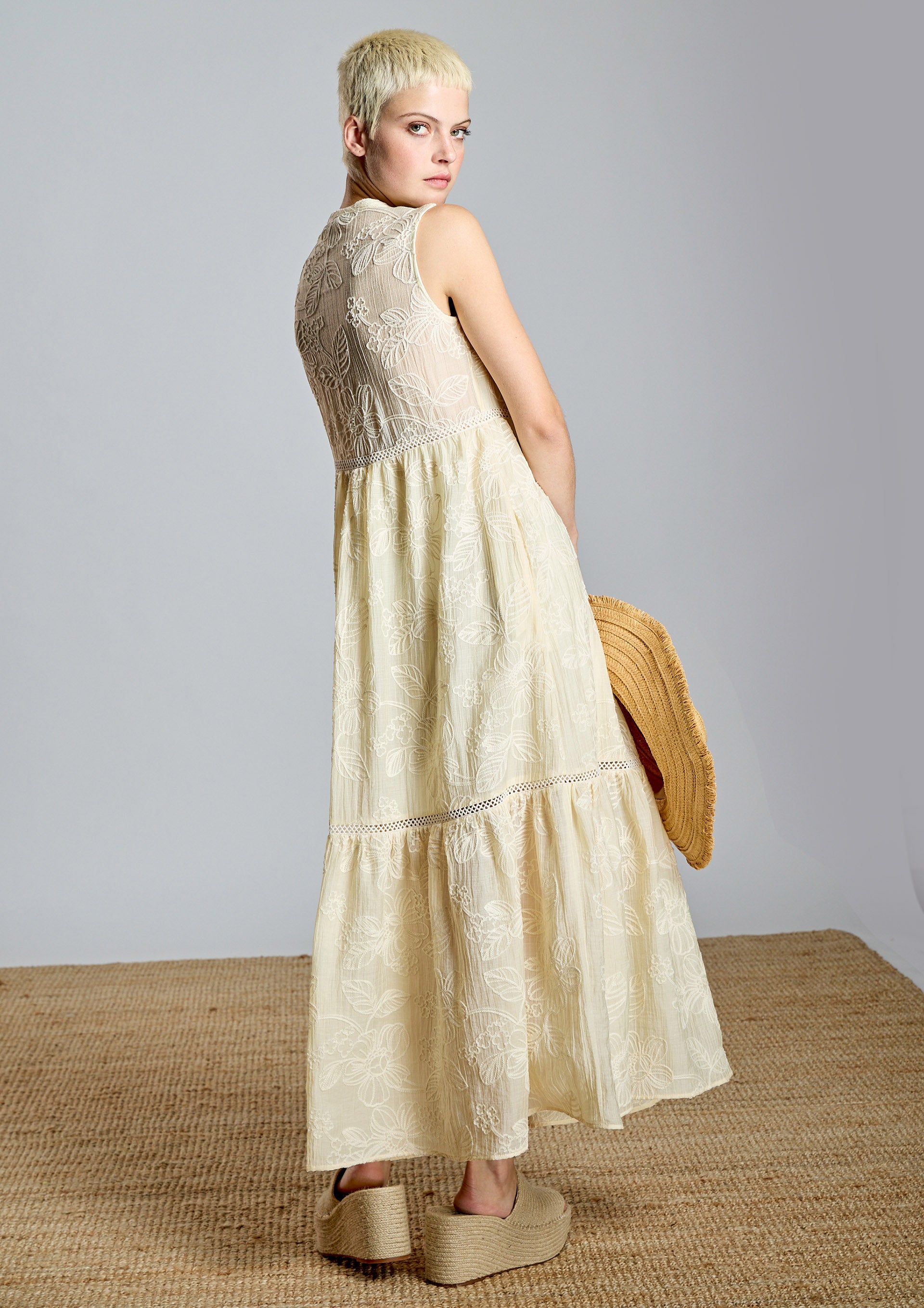 Vestido ALBA CONDE estilo boho