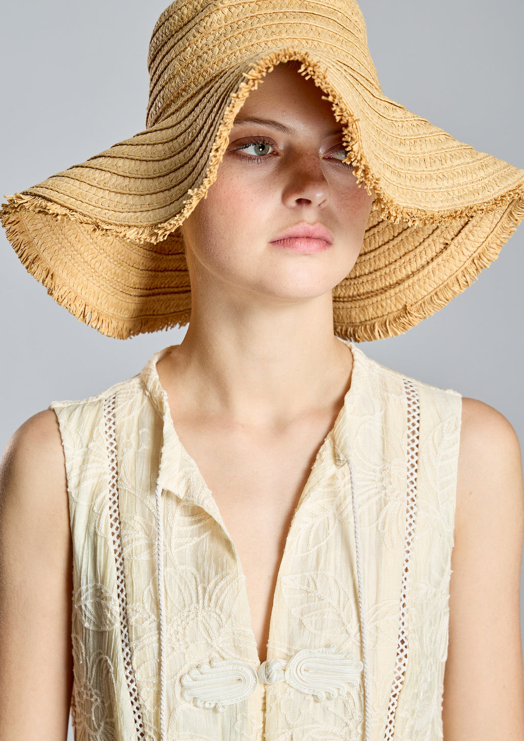 Vestido ALBA CONDE estilo boho