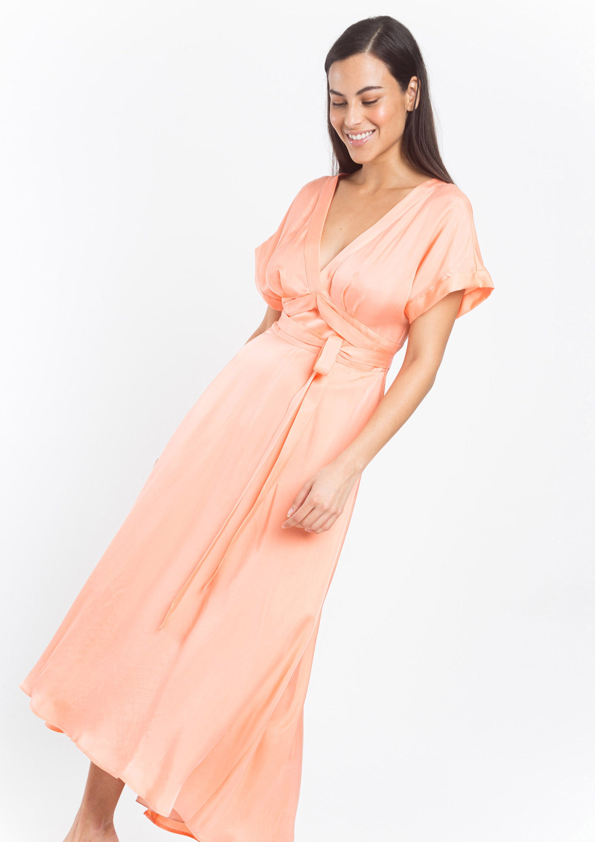 Vestido ALBA CONDE largo con falda evasé.