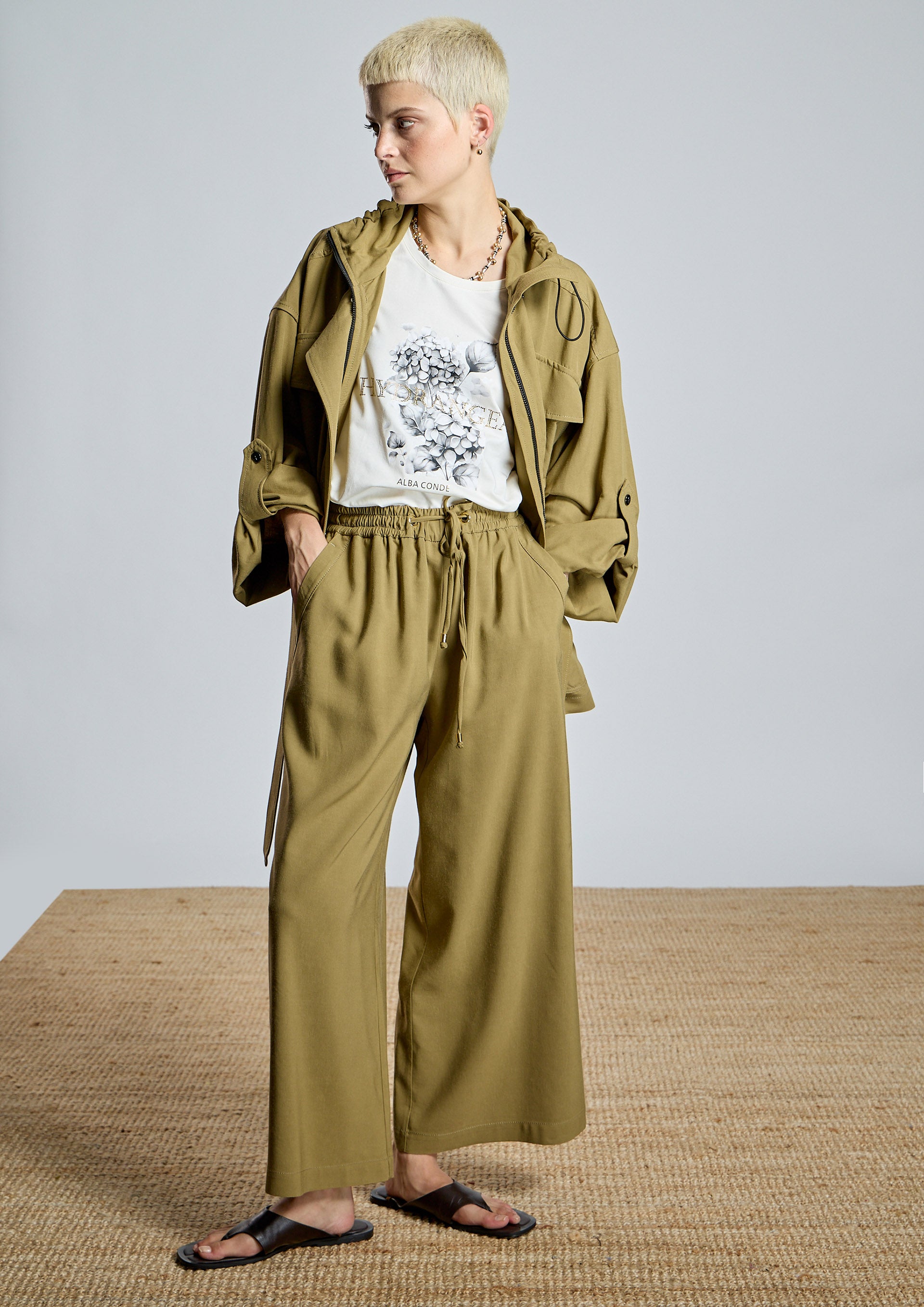 Pantalón ALBA CONDE culotte fluido