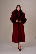 Abrigo NO SECRETS largo color burdeos