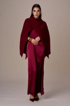 Poncho NO SECRETS de punto burdeos