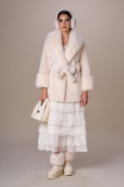 Abrigo NO SECRETS de simil piel crudo