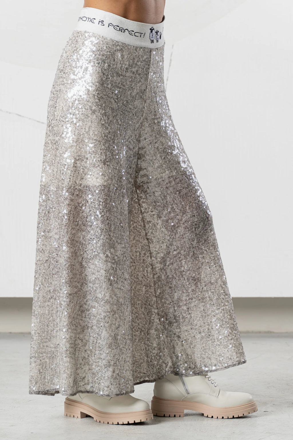 Pantalón ELISA CAVALETTI de lentejuelas plateado
