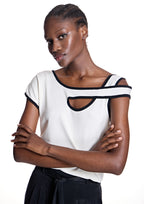 Camiseta ALBA CONDE de punto asimétrica