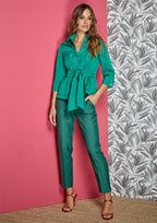 Blusa ALBA CONDE verde de invitada con lazada