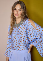Blusa ALBA CONDE satinada de lunares