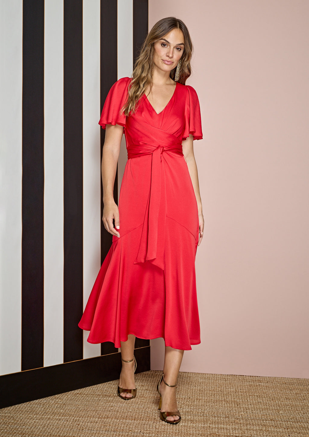 Vestido ALBA CONDE midi color coral