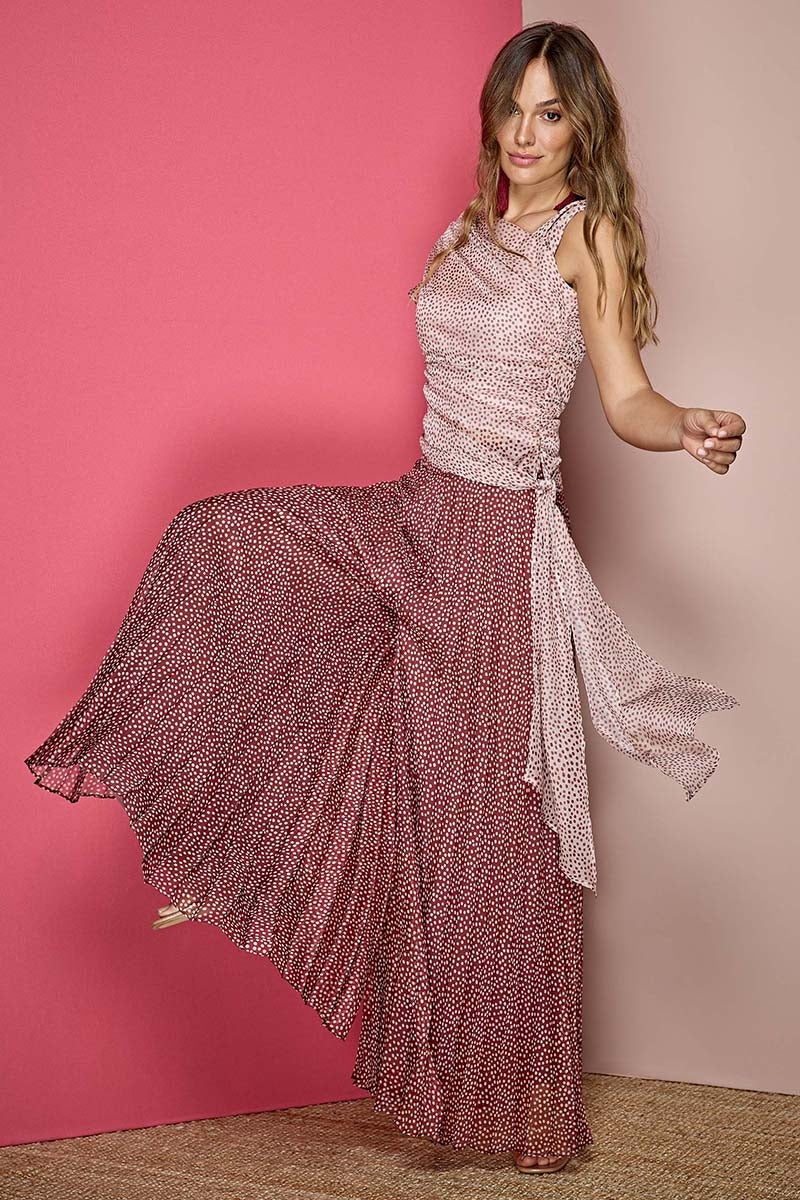 Pantalón ALBA CONDE plisado estampado topitos