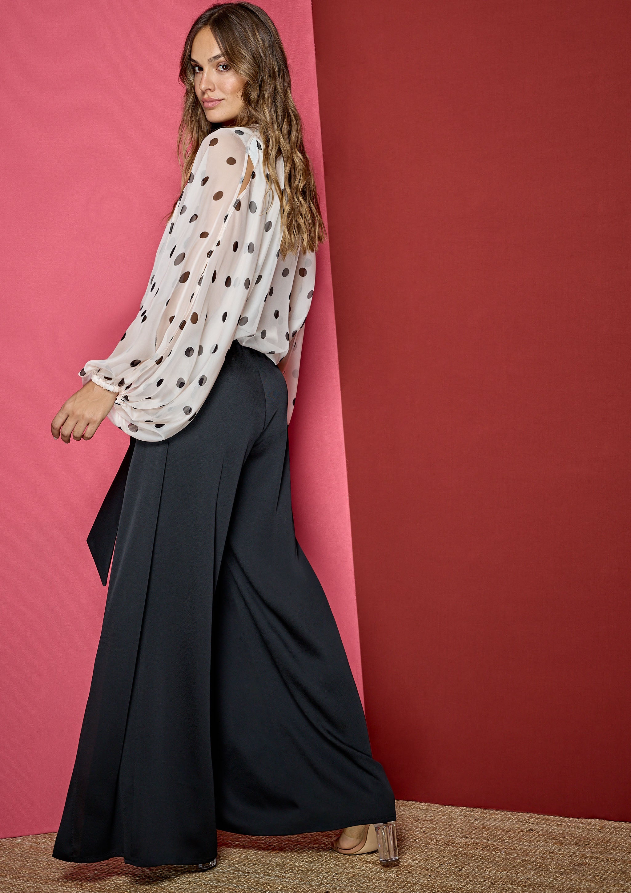 Pantalón ALBA CONDE de vestir con lazada