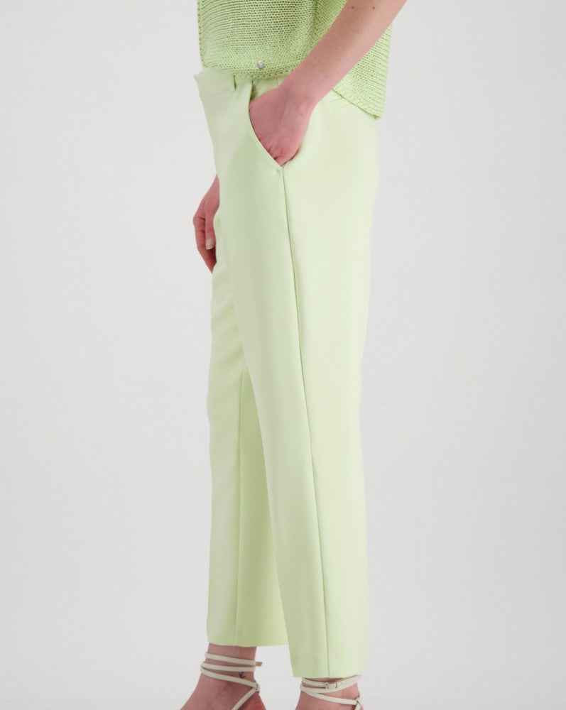 Pantalón MONARI verde lima