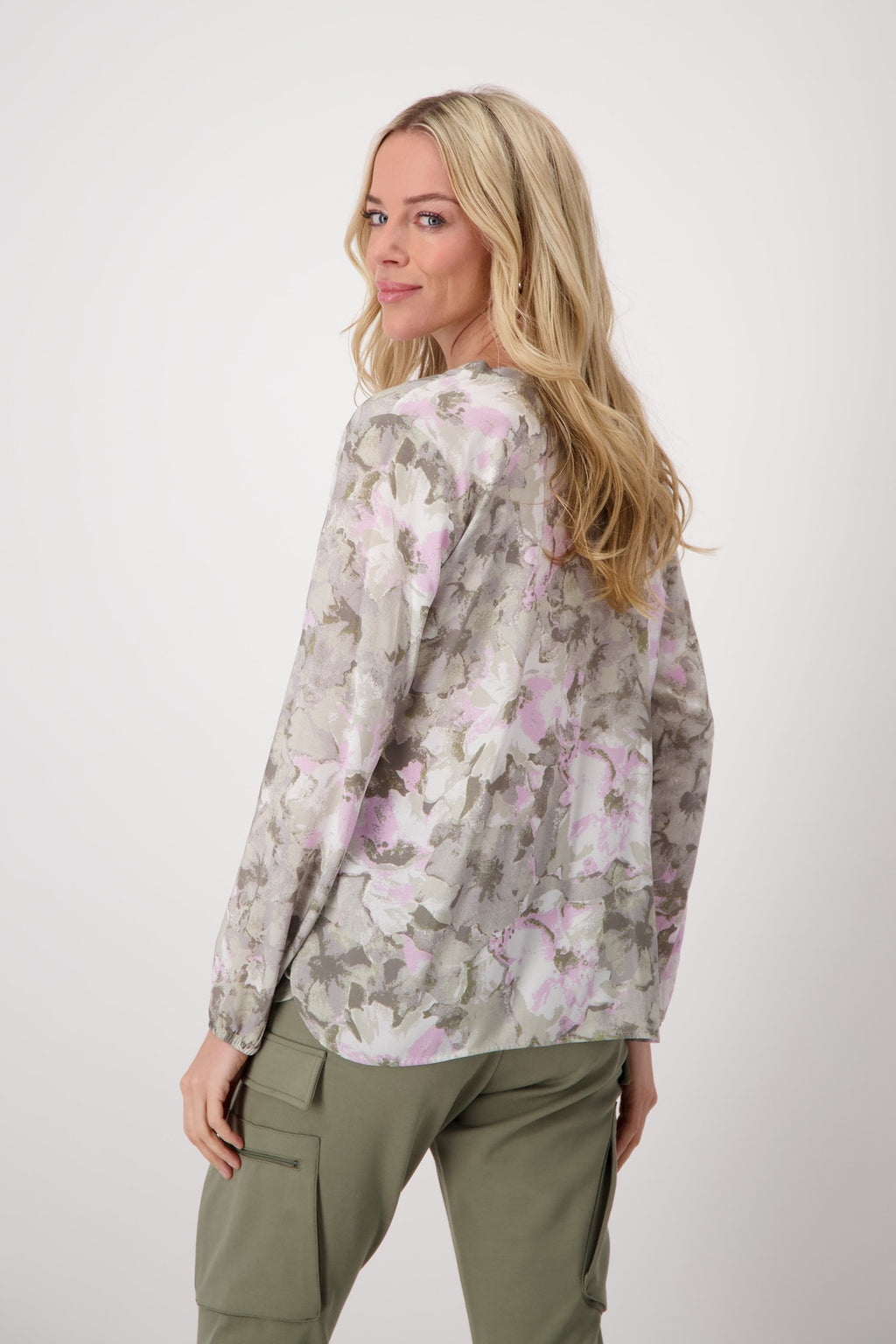 Blusa MONARI de flores