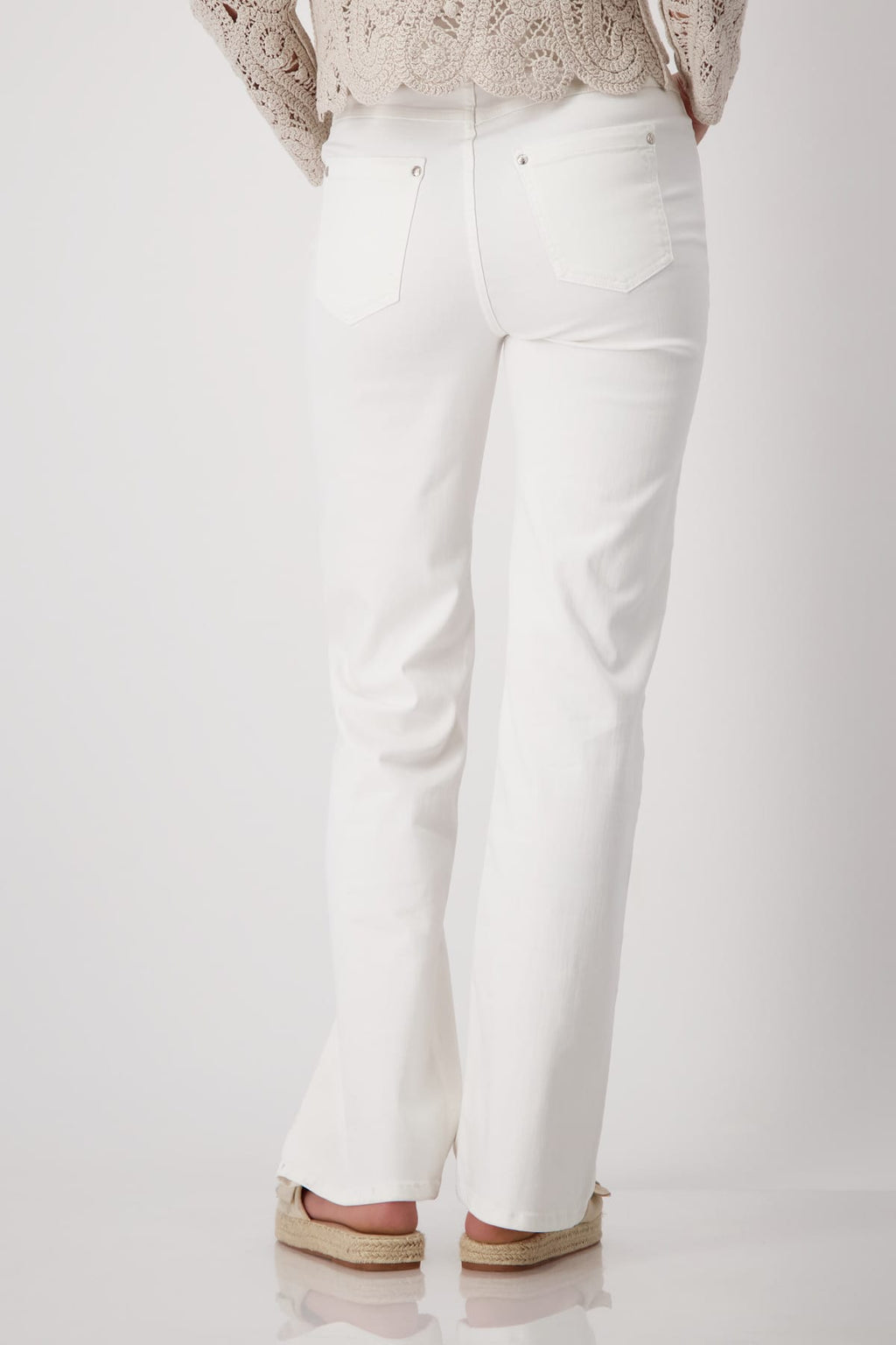 Pantalón MONARI vaquero bordado