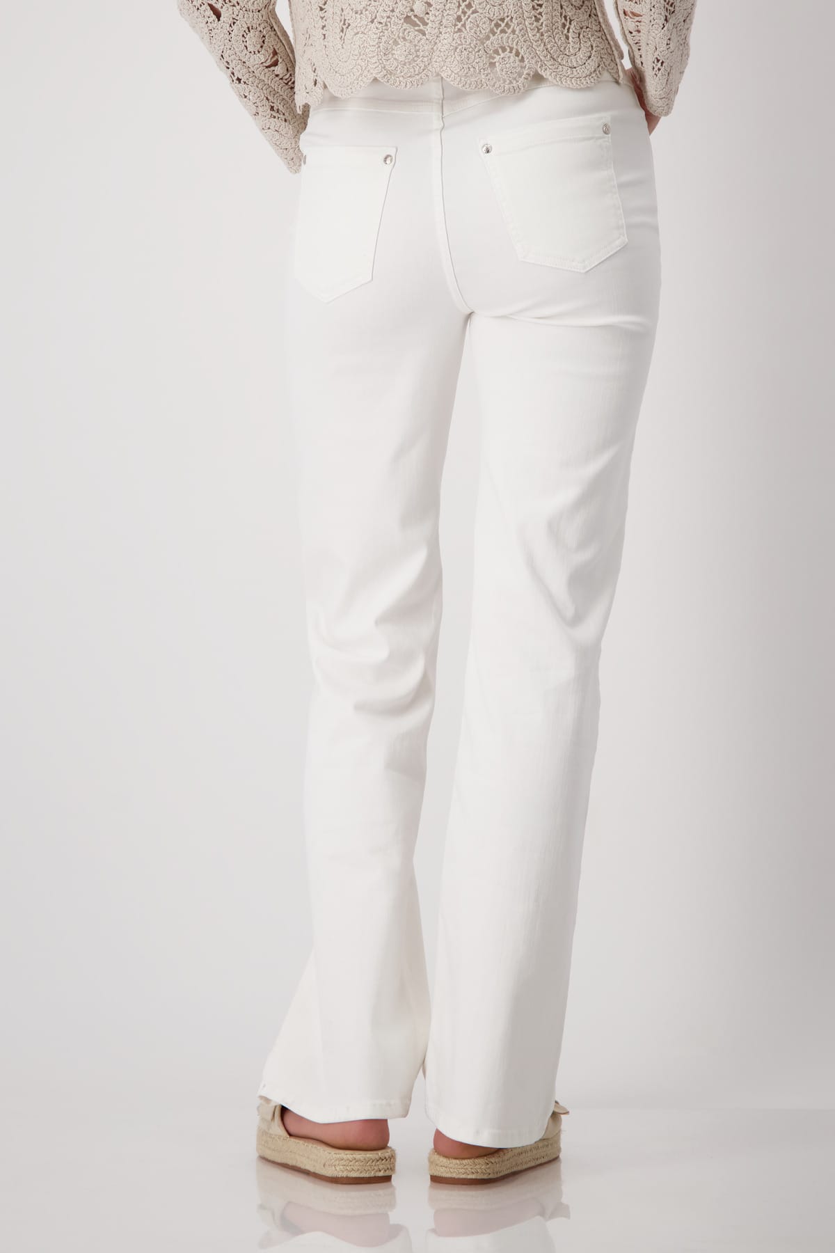 Pantalón MONARI vaquero bordado