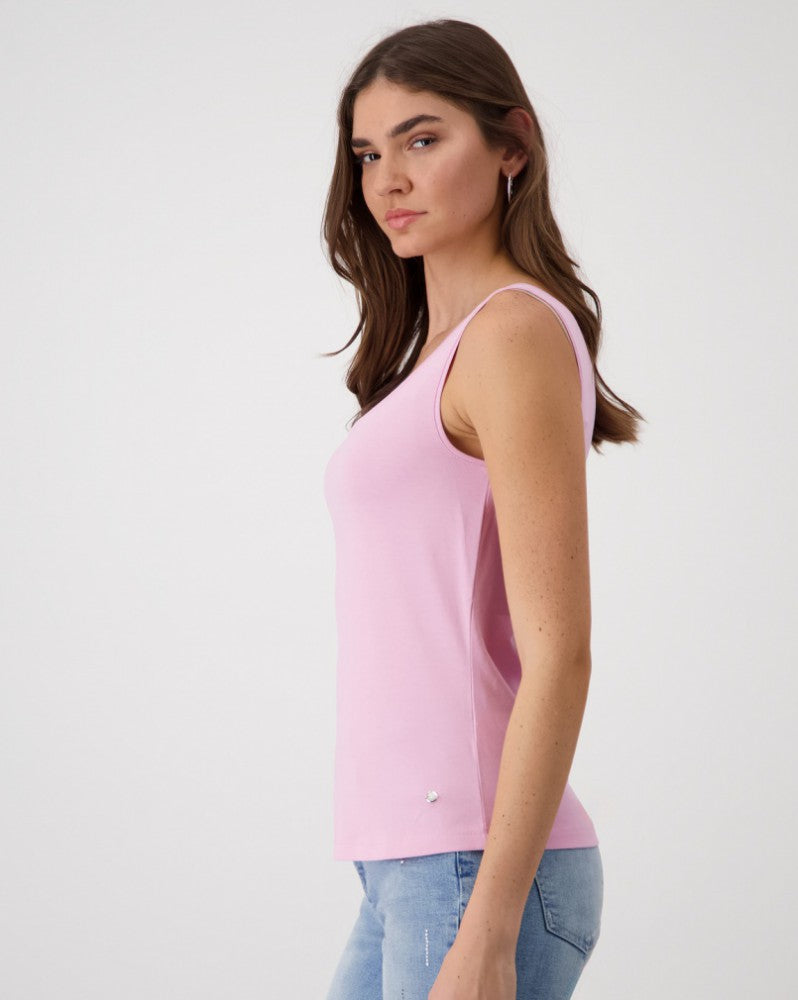 Top MONARI básico color rosa