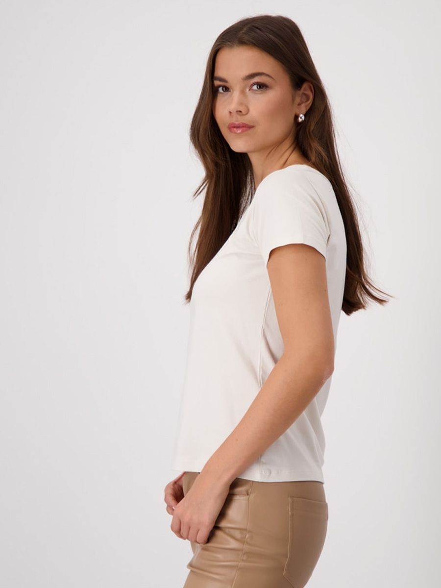 Camiseta MONARI con letras plateadas