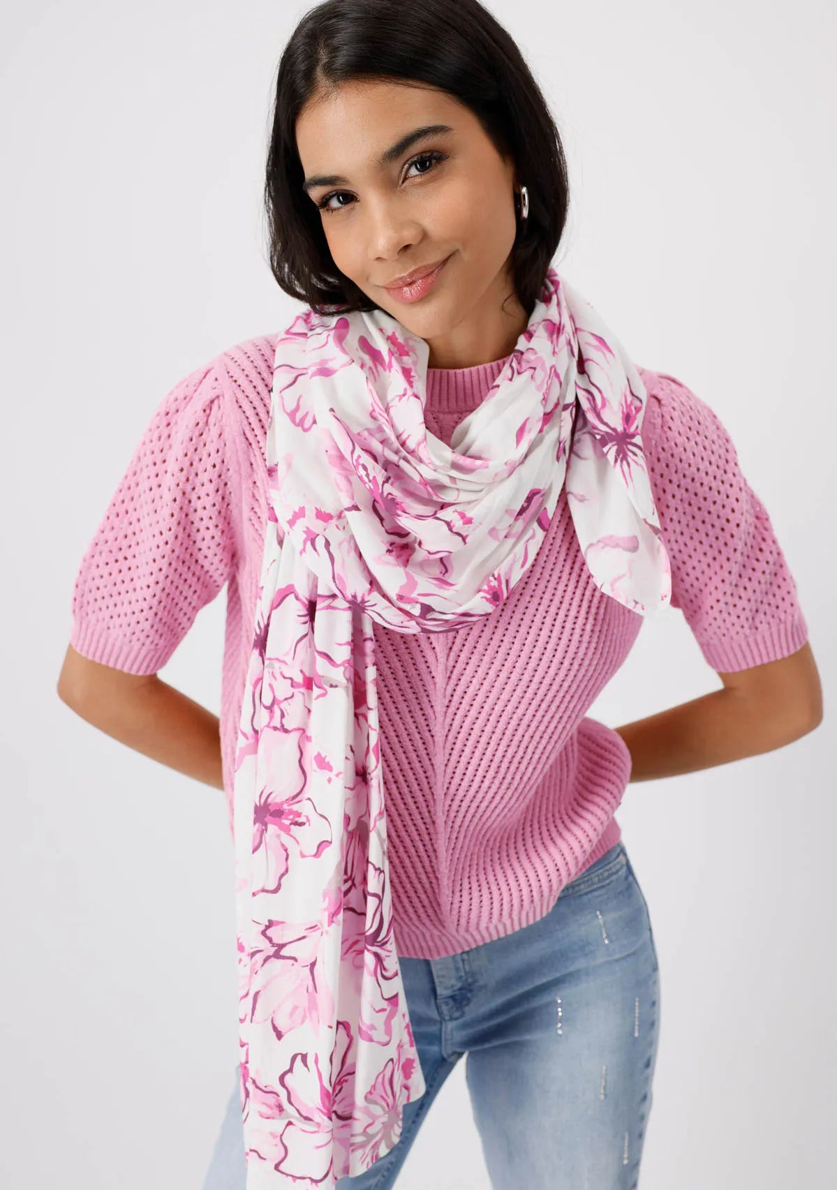 Pañuelo MONARI estampado flores