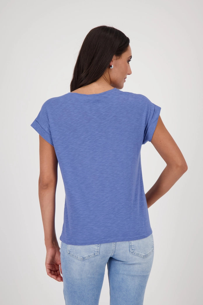 Camiseta MONARI color denim con letras