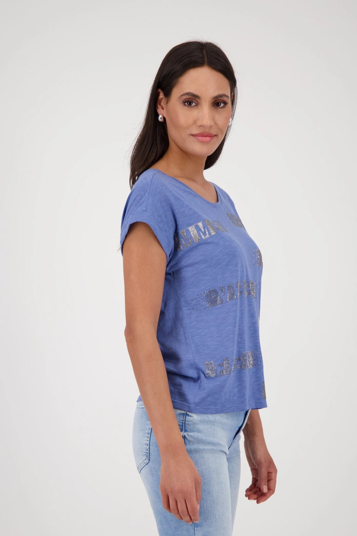 Camiseta MONARI color denim con letras