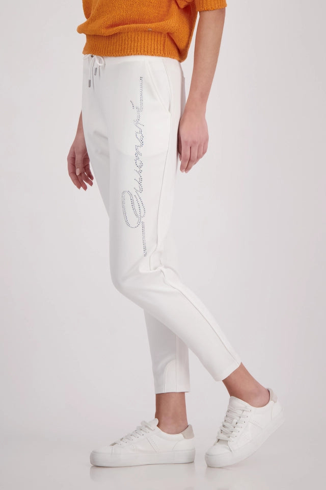 Pantalón MONARI corte joggers color blanco