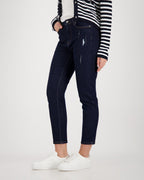 Pantalón MONARI vaquero con pedrería