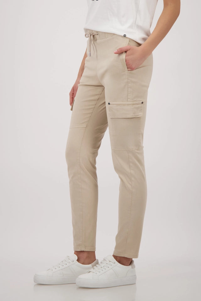 Pantalón MONARI corte cargo color beige