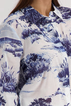 Blusa MONARI estampado paisaje en azules