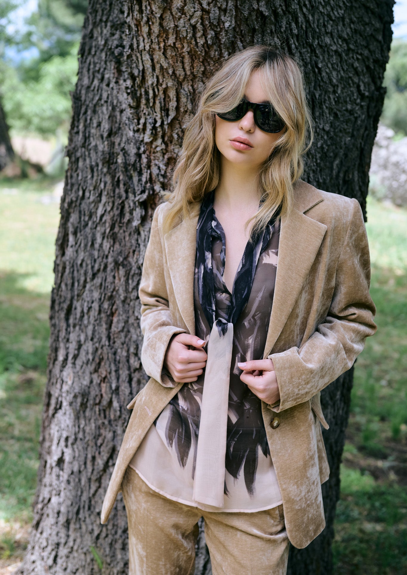 Chaqueta ALBA CONDE terciopelo beige