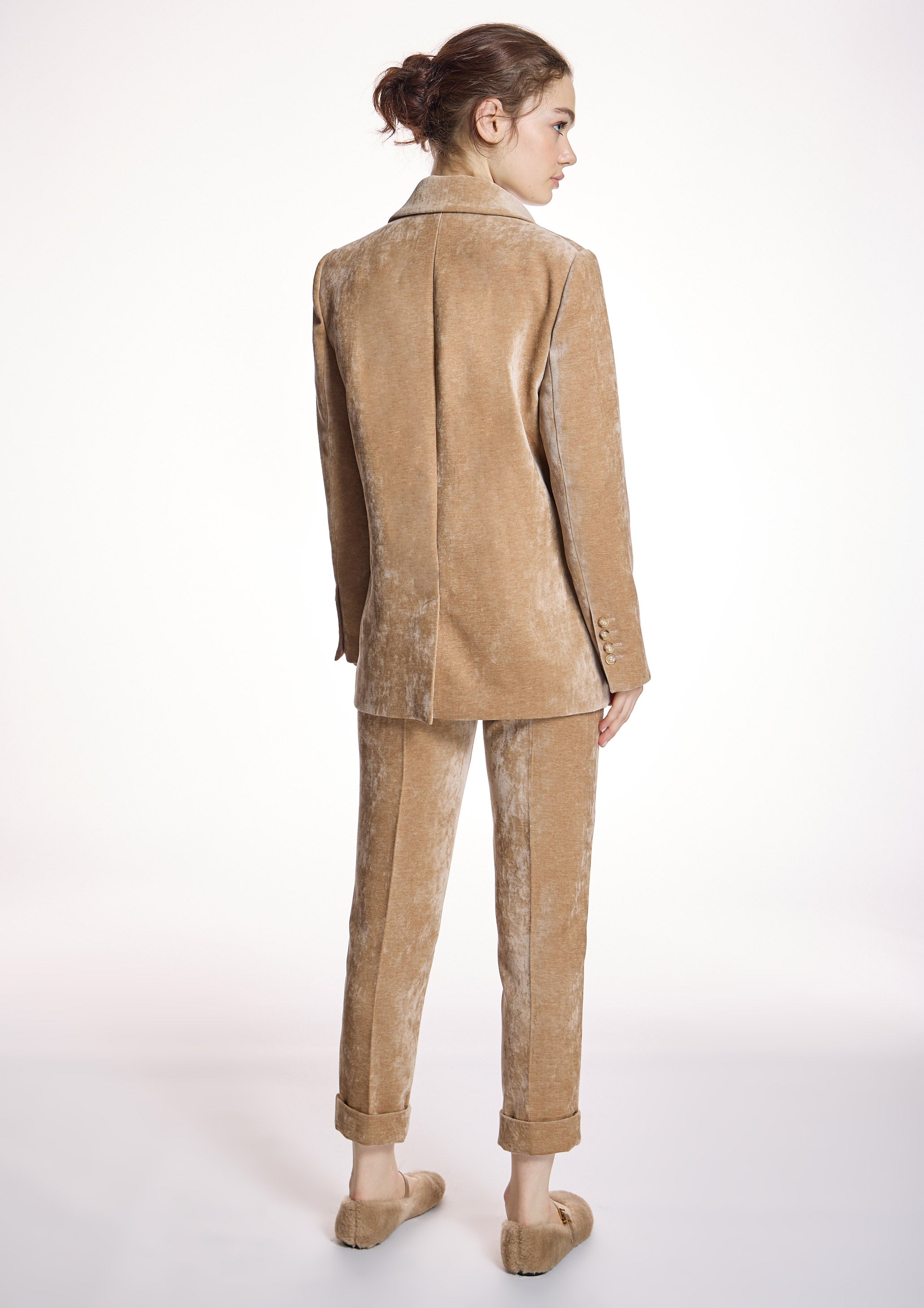 Chaqueta ALBA CONDE terciopelo beige