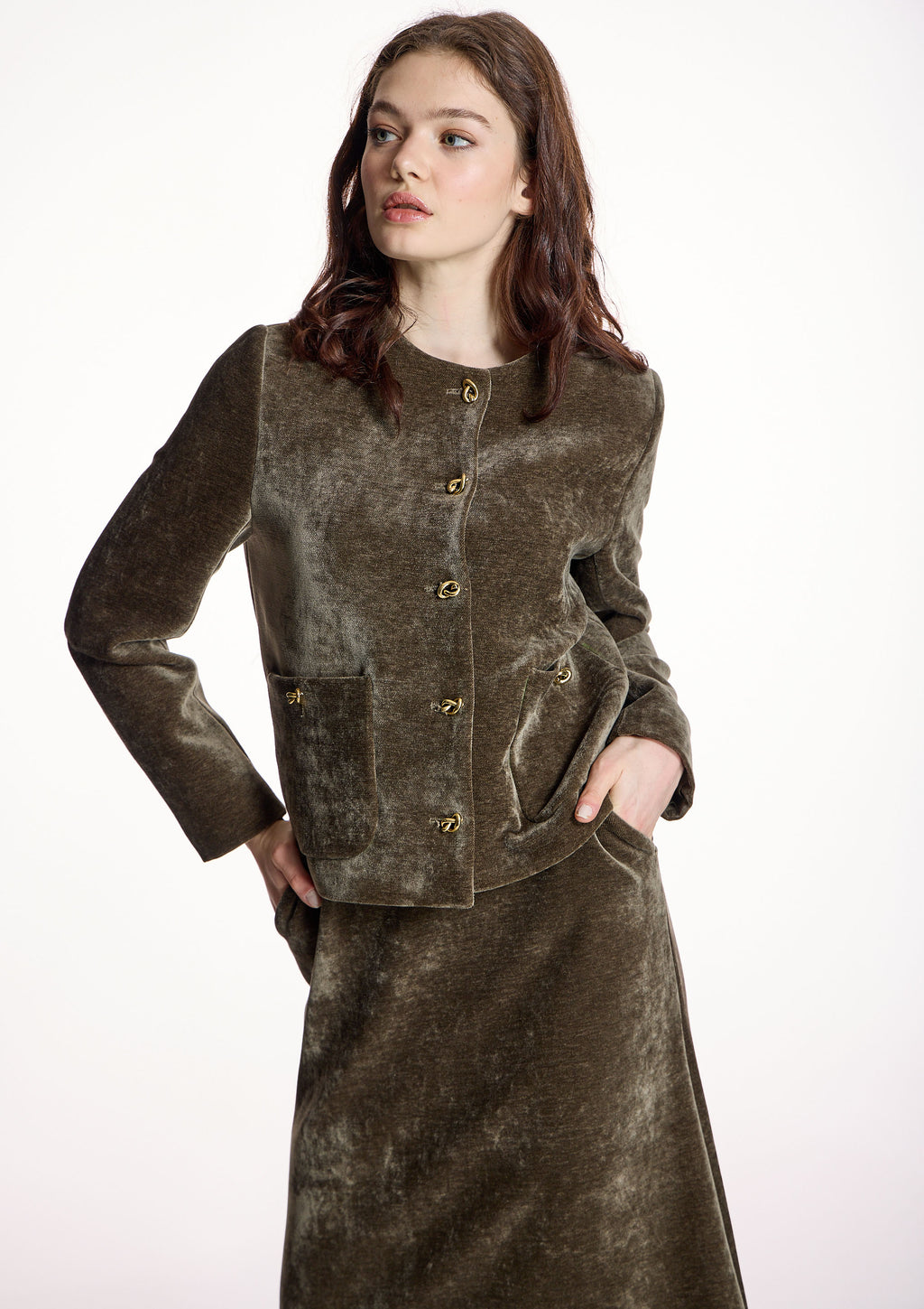 Chaqueta ALBA CONDE corta de terciopelo