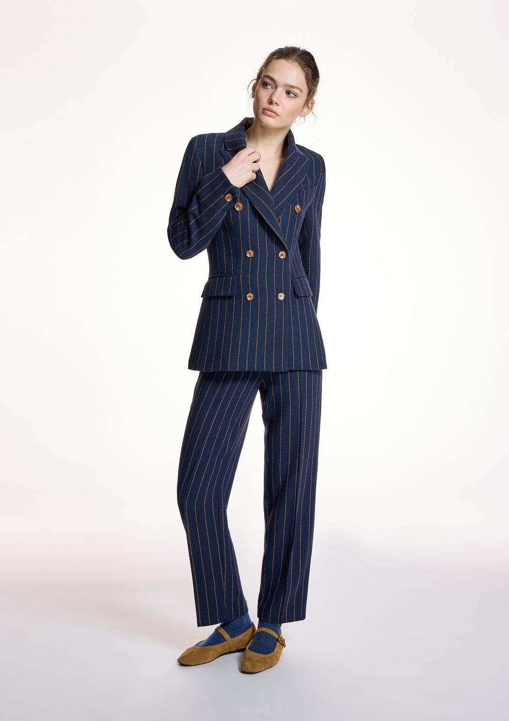 Pantalón ALBA CONDE recto rayas