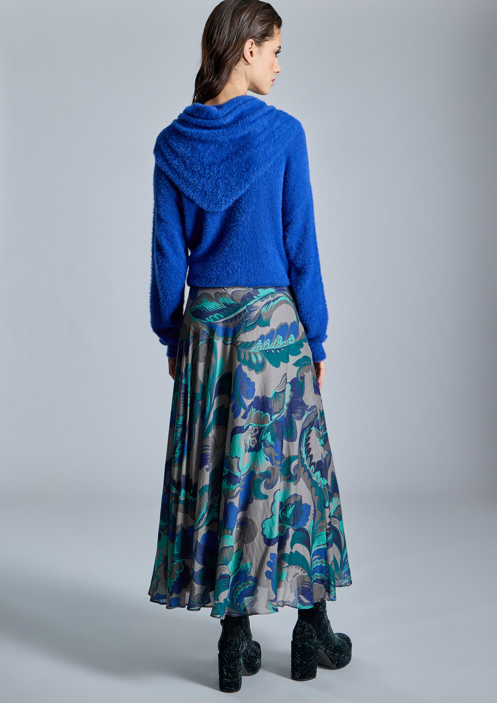 Falda ALBA CONDE larga con estampado azul