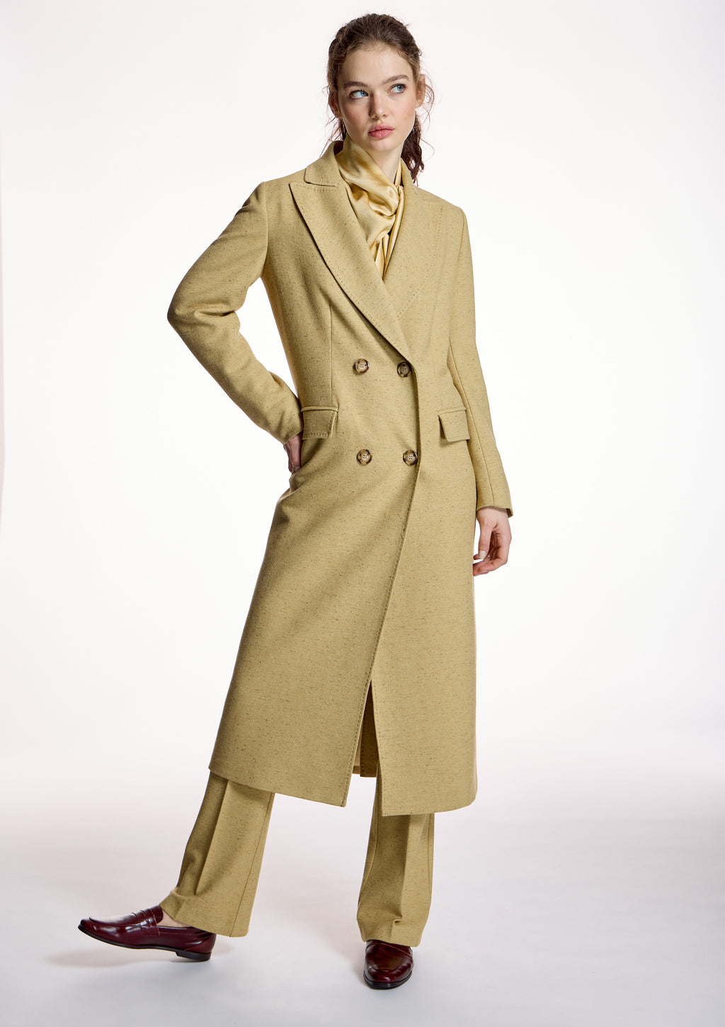 Abrigo ALBA CONDE largo amarillo