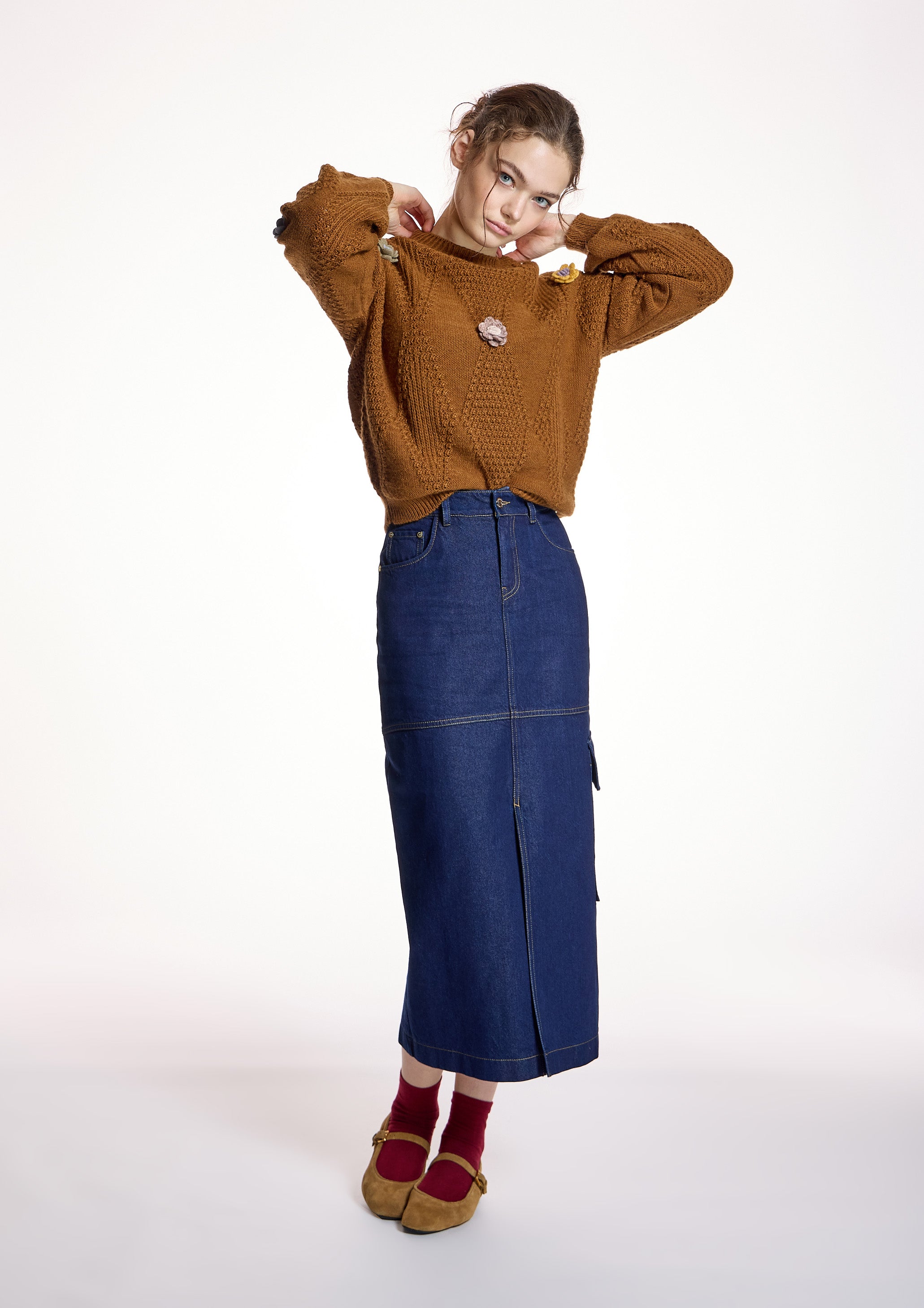 Jersey ALBA CONDE de punto detalle flores