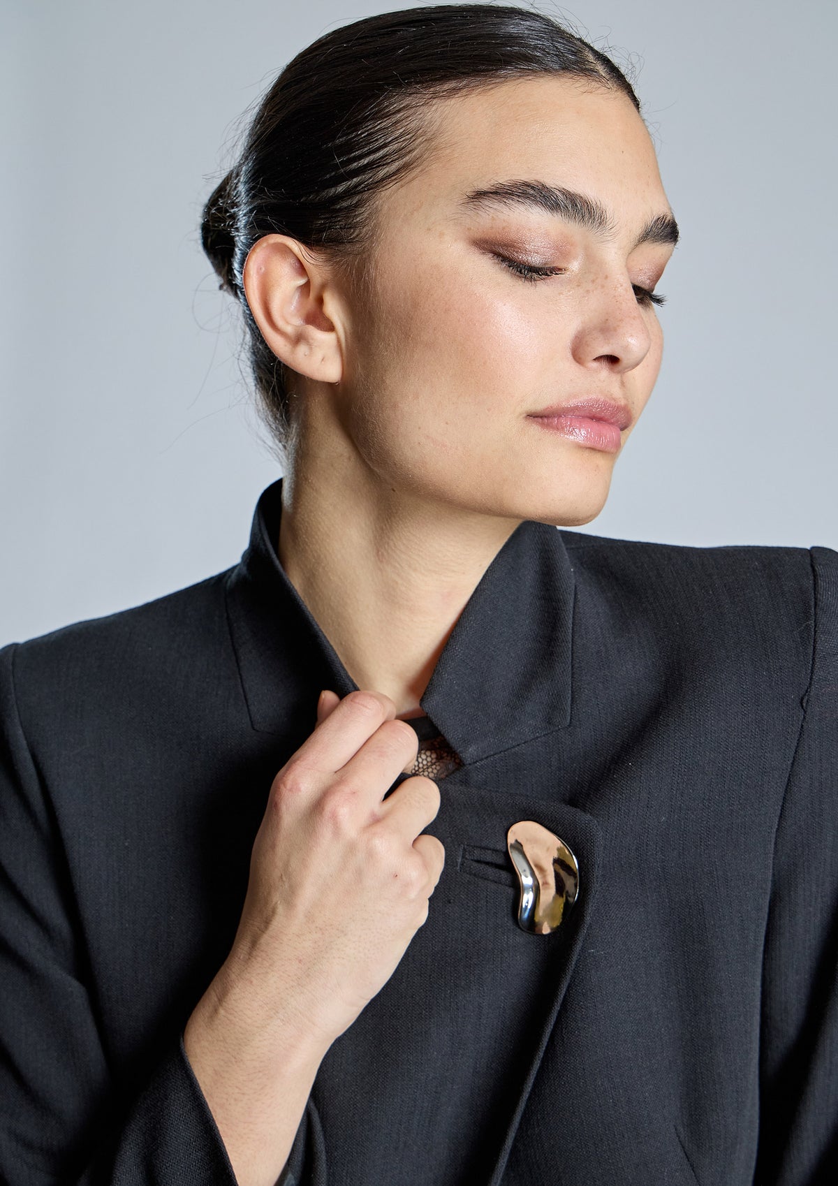 Chaqueta ALBA CONDE negra cruzada